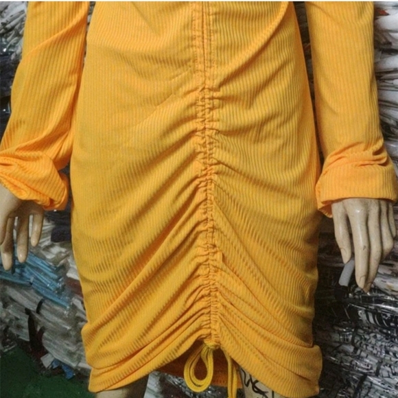 Off Shoulder Ruched Rope Dress - Picture 6 of 8